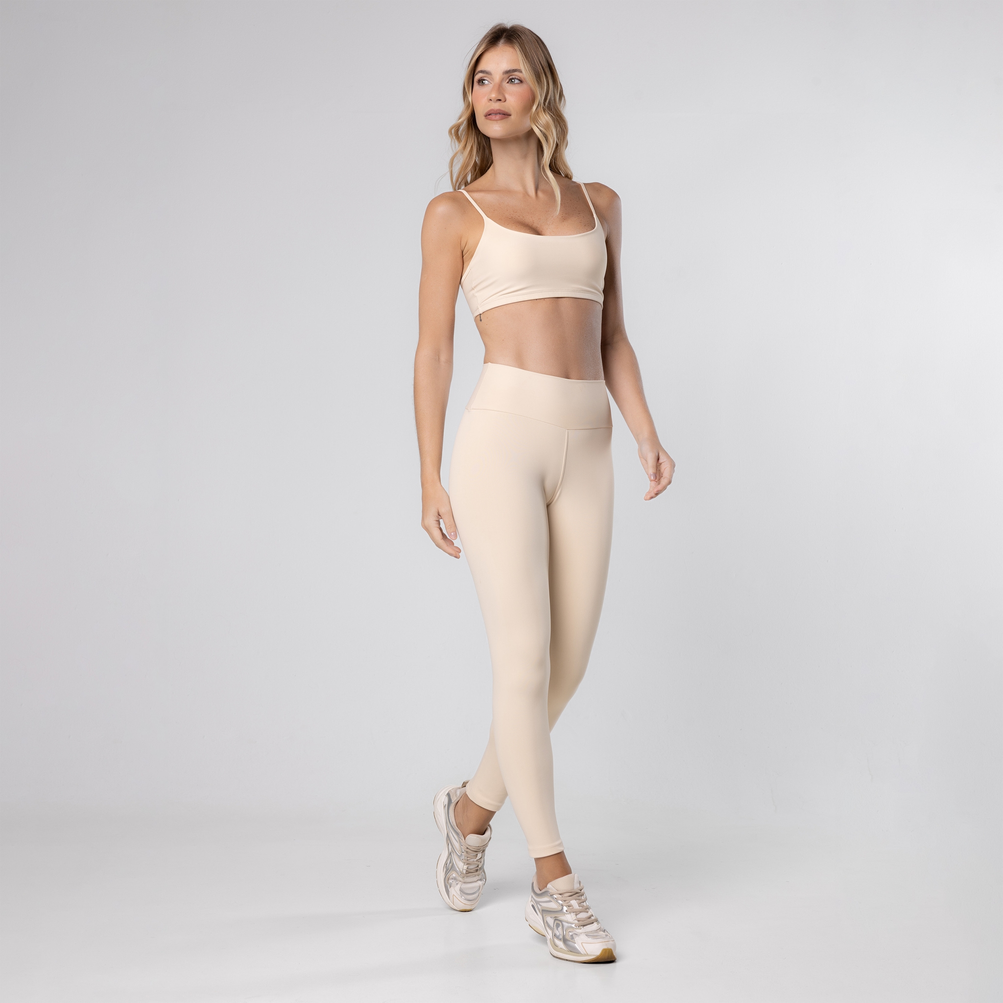 Conjunto Essence Creme